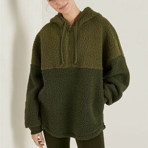 Victorias Secret PINK green half zip Sherpa pullover women’s S small oversized